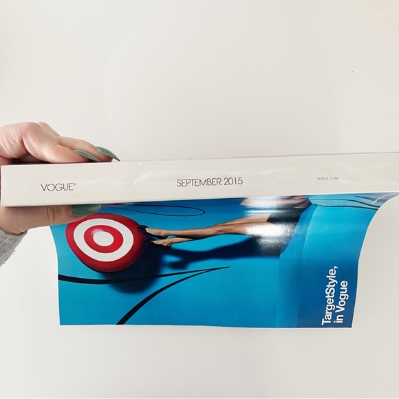 Vogue Magazine - September 2015 - Beyonce - Picture 2 of 3